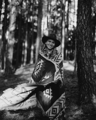 KÁVA ☕️✖️ vs. KAKAO 🍫✔️ 10 důvodů, proč vyměnit kávu za kakao 1. Žádný crash – theobromin stimuluje jemně a dlouhodobě,...