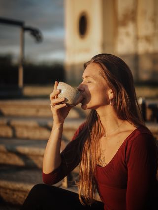 🤎 Cacayo mini-rituál pro návrat do přítomnosti 🌞 1️⃣ Rozhlédni se kolem sebe – všimni si 5 věcí, které tě potěší. 2️⃣...