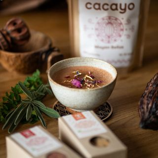 🤎 Intimita začíná uvnitř 🤎 Všichni toužíme po spojení. Po blízkosti, která je opravdová, kde můžeme být sami sebou. Často...